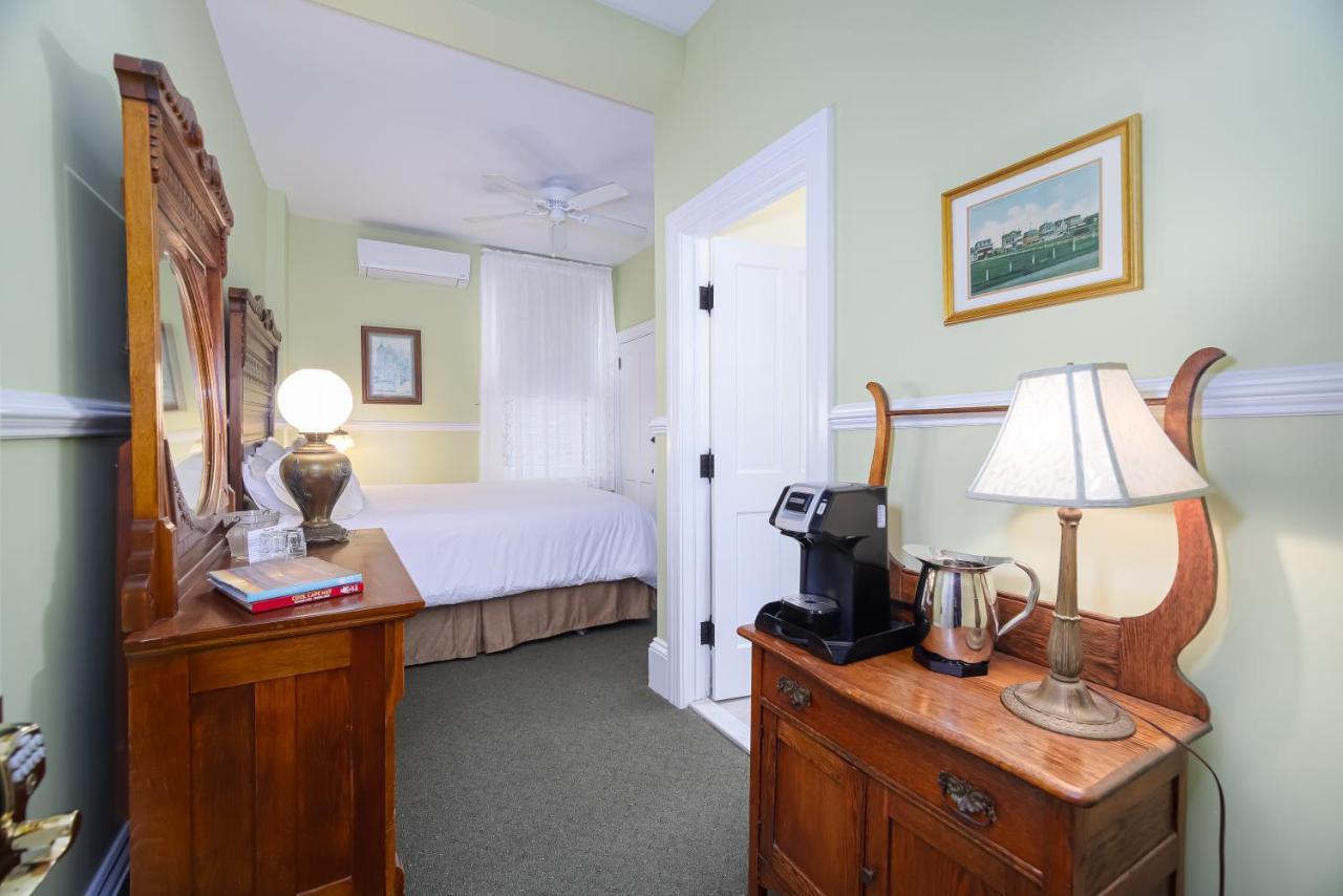 Bedford Inn Cape May Extérieur photo